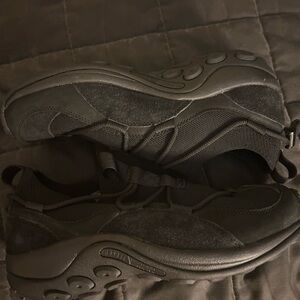 Merrell Men's black Athletic Shoes